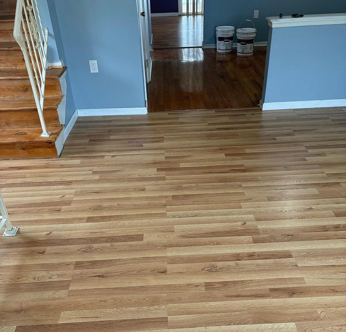 3 bed, 1.5 bath, 1440 sqft, $2,400 — Photo 3