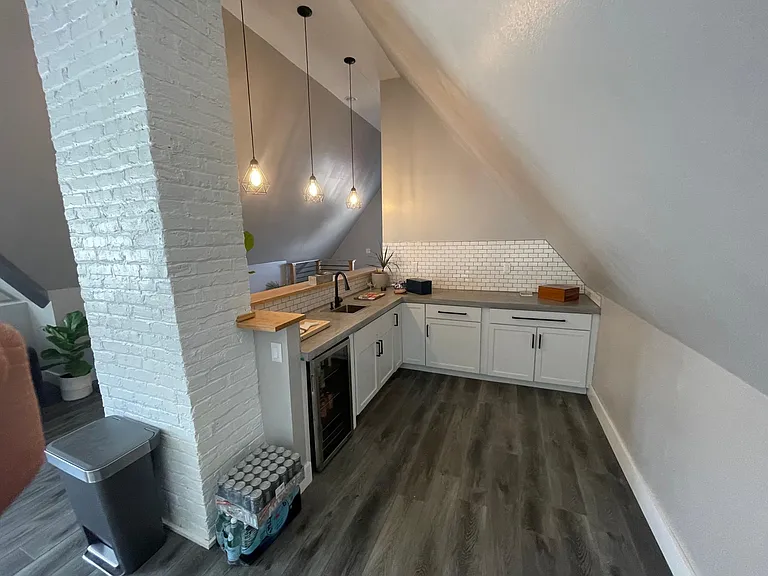 2949 N Cramer St #UPPER — Photo 3