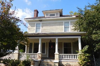 1st image of 623 Summit Ave