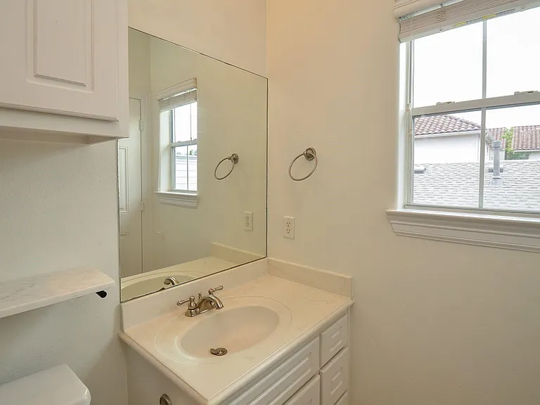 4609 Floyd St #B — Photo 21
