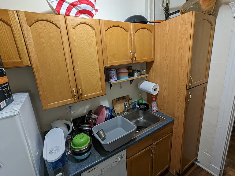 364 Riverway St #6H — Photo 3