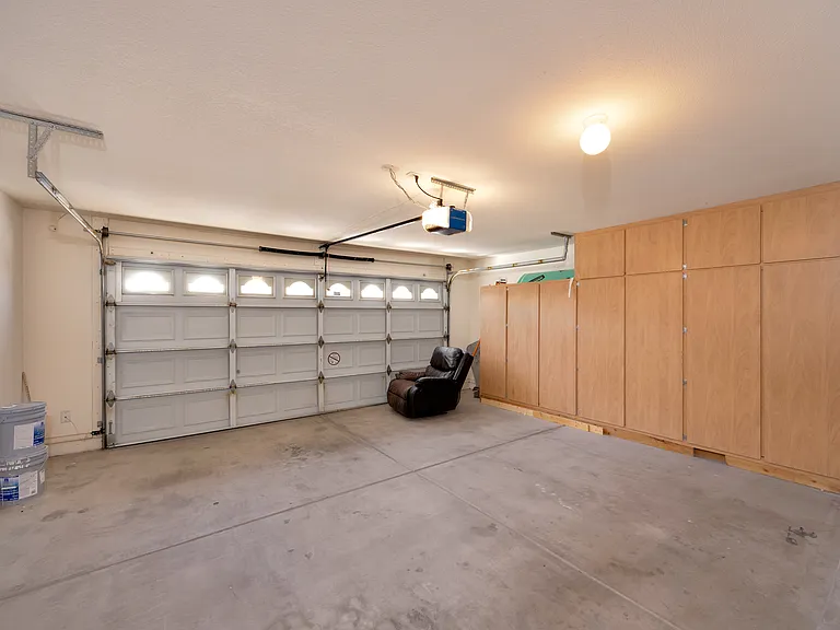 3309 E San Remo Ave — Photo 8