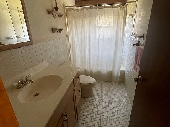 2nd image of 333 Lake June Dr #A
