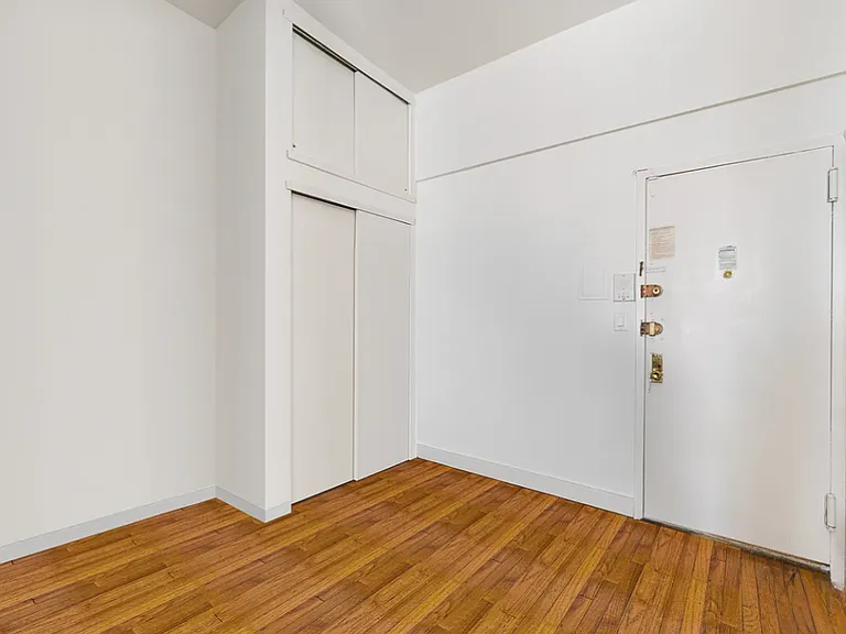 244 W 102nd St #4A — Photo 7