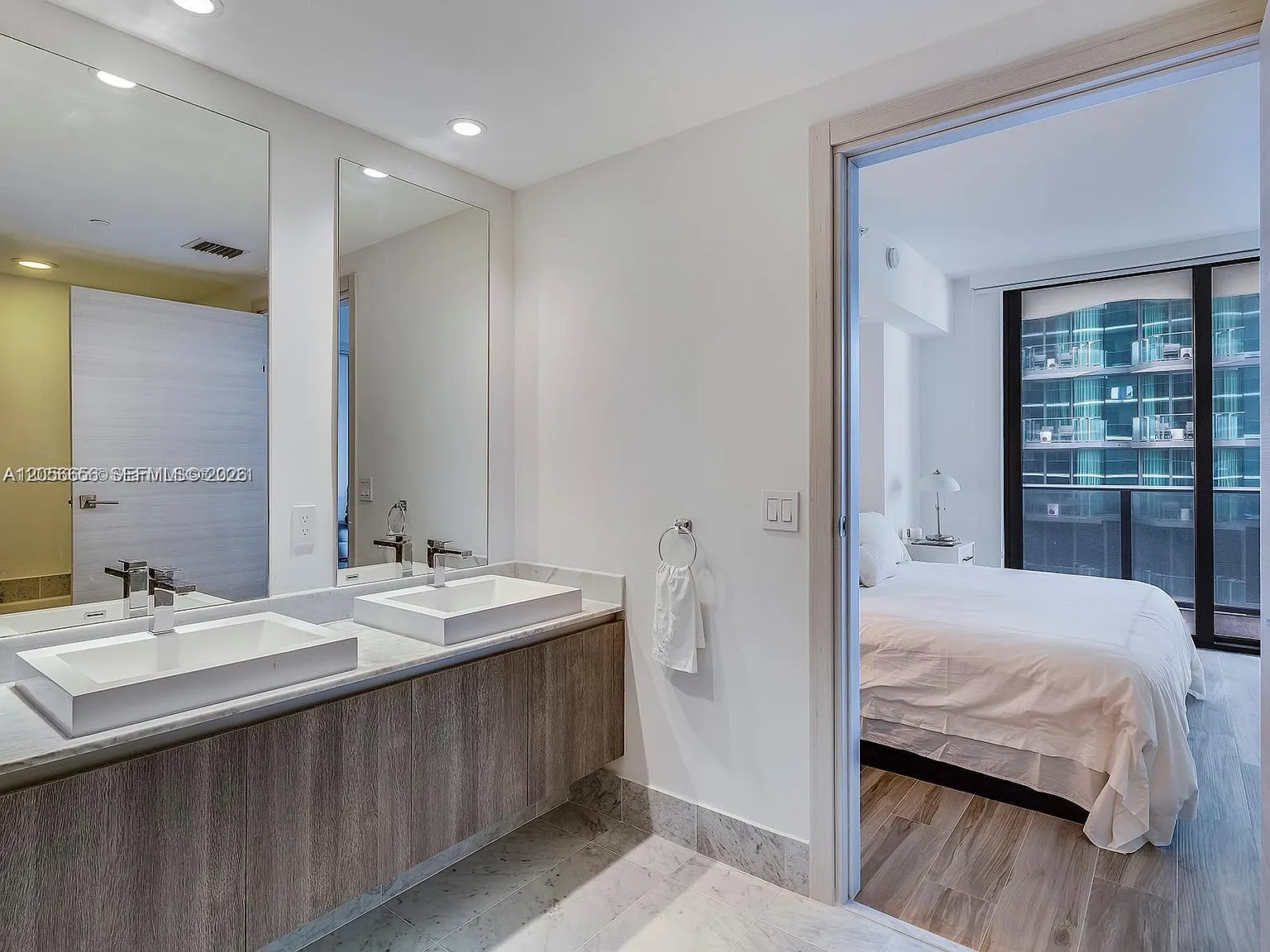 801 Sma Residences Condo — Photo 3