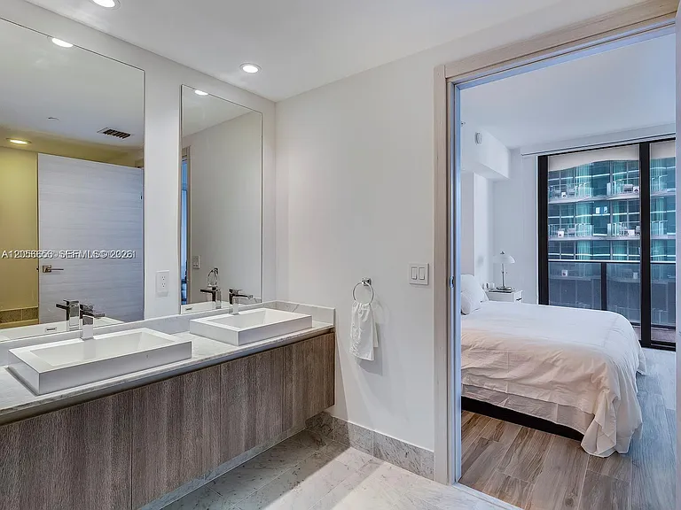 801 S Miami Ave #2706 — Photo 3