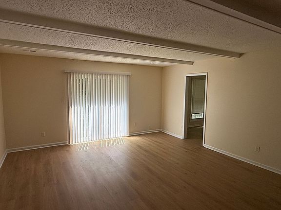 3rd image of 6341 Round Hill Rd