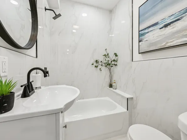 299 Claremont Avenue image 23 of 44