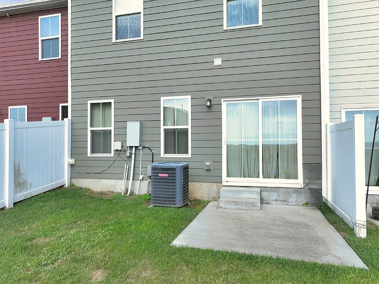 266 Dartmoor Pl — Photo 50
