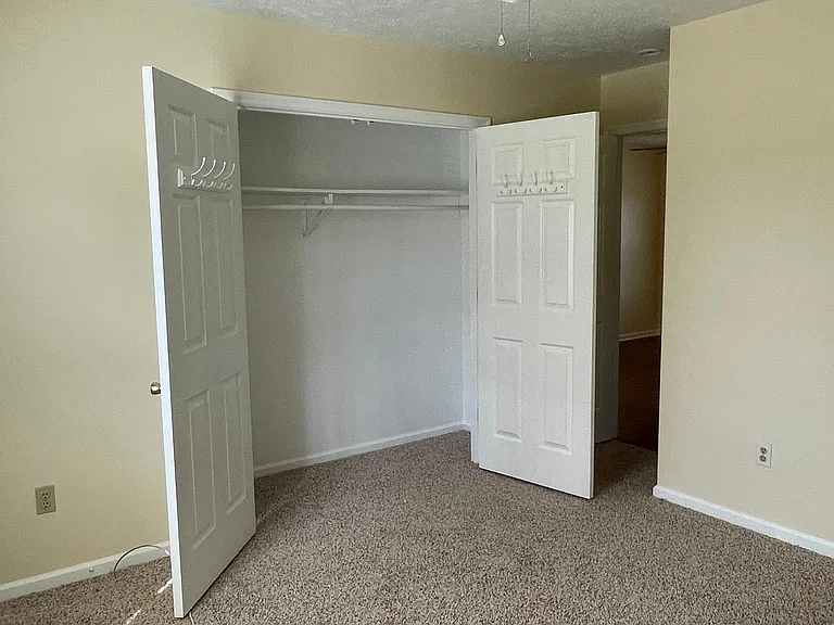 145 Noel Ave — Photo 16
