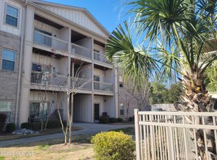 123 Covil Ave APT 302, Wilmington, NC 28403