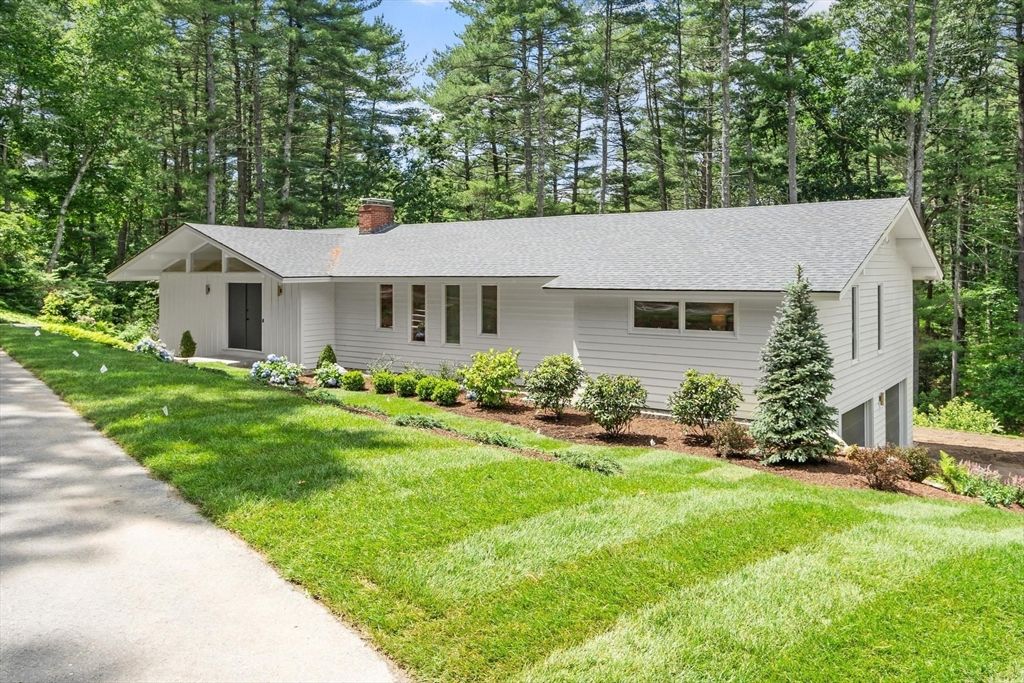 23 Revolutionary Rd, Concord, MA