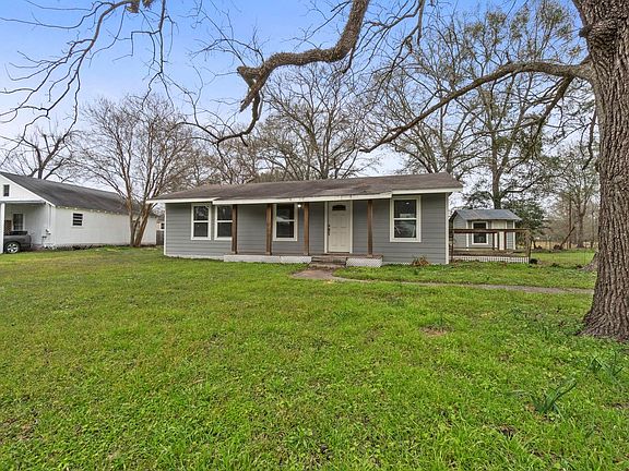 3rd image of 12555 Johnson Rd