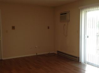 11611 197th St APT 1, Mokena, IL 60448