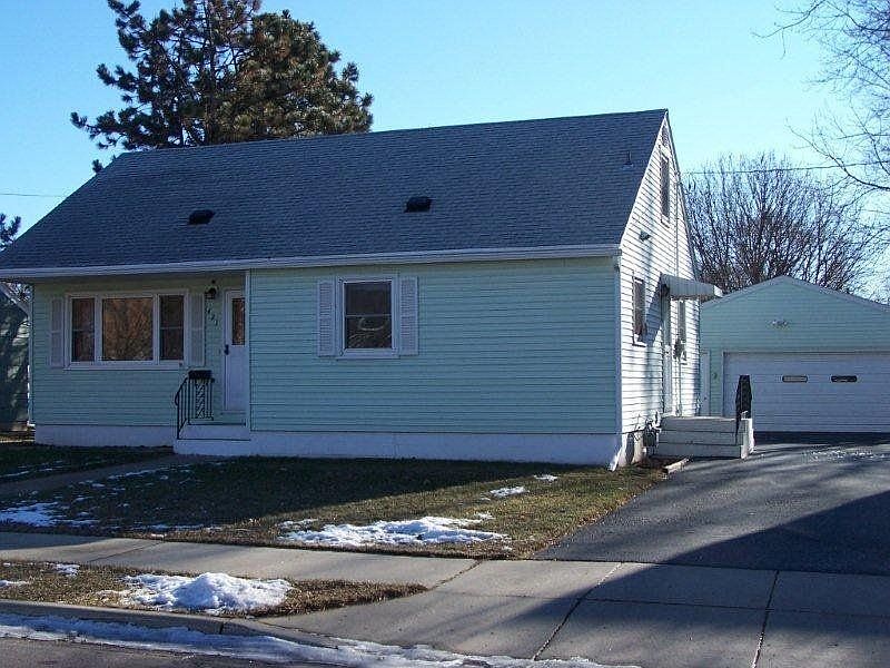 For Sale: 421 Jefferson Avenue, North Mankato, MN 56003