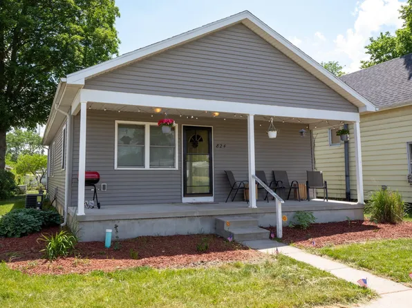 824 N Plum St, Plymouth, IN 46563