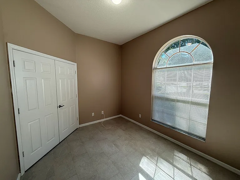 2735 Cedaridge Cir — Photo 15