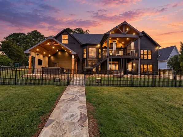 208 Grand Way, Talladega, AL 35160