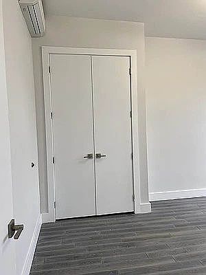 5th image of 418 Rogers Ave #1