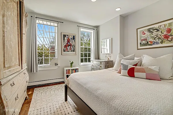 Sold by Corcoran | media 14