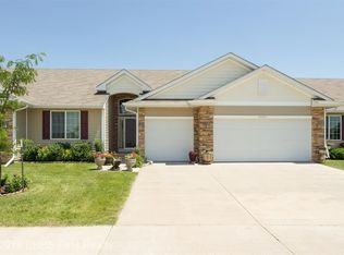 10251 Coventry Cir, Johnston, IA 50131