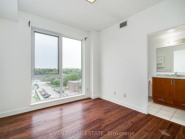 260 Sackville St #705 — Photo 9