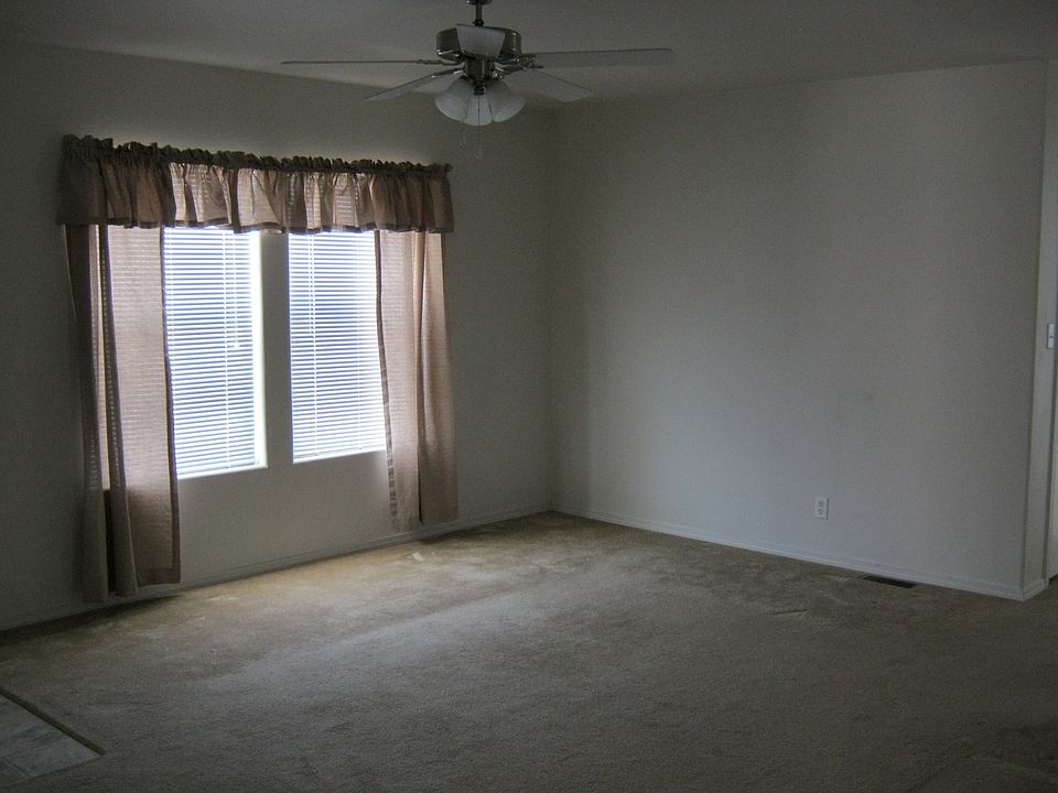 2nd image of 3400 Sagebrush Blvd