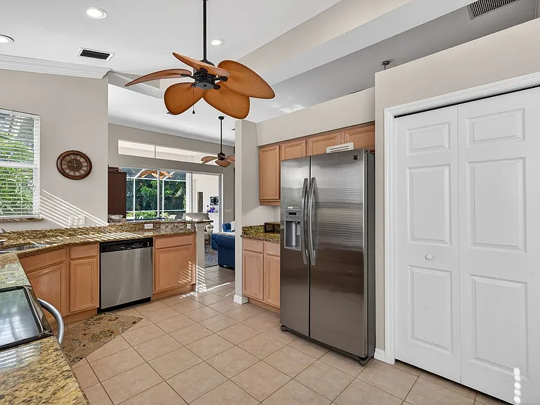 1789 Winding Oaks Way — Photo 16