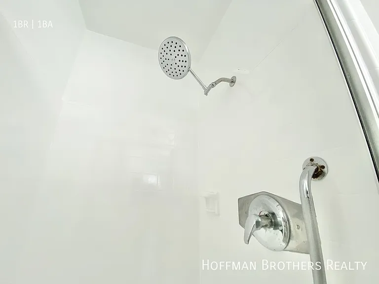 3956 Stevely Ave #5 — Photo 9
