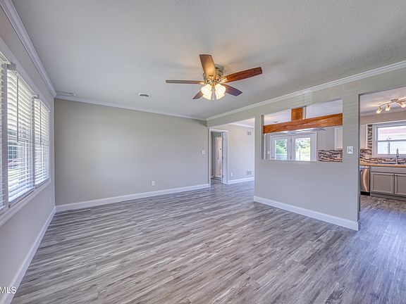 4th image of 1357 Trentham Cir