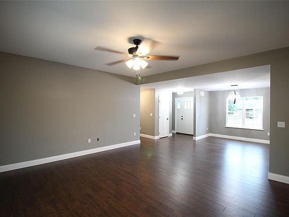 5th image of 3333 Preston Dr