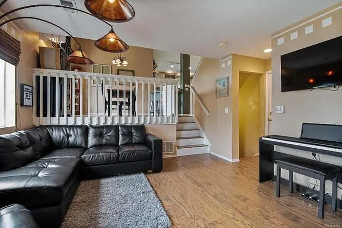 11725 Elizabeth Cir — Photo 9