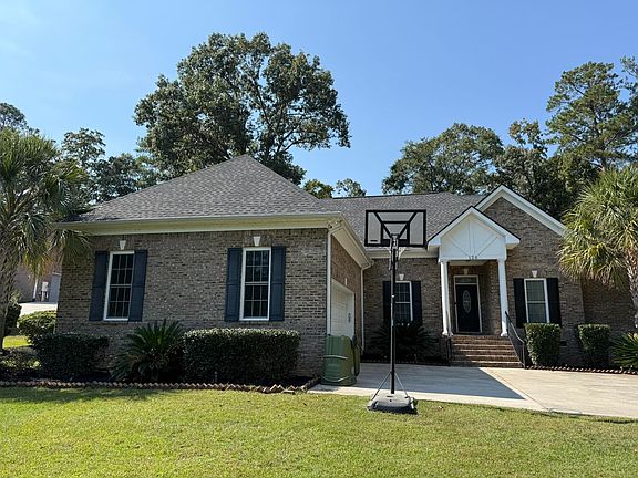 3rd image of 126 Cooper Dr