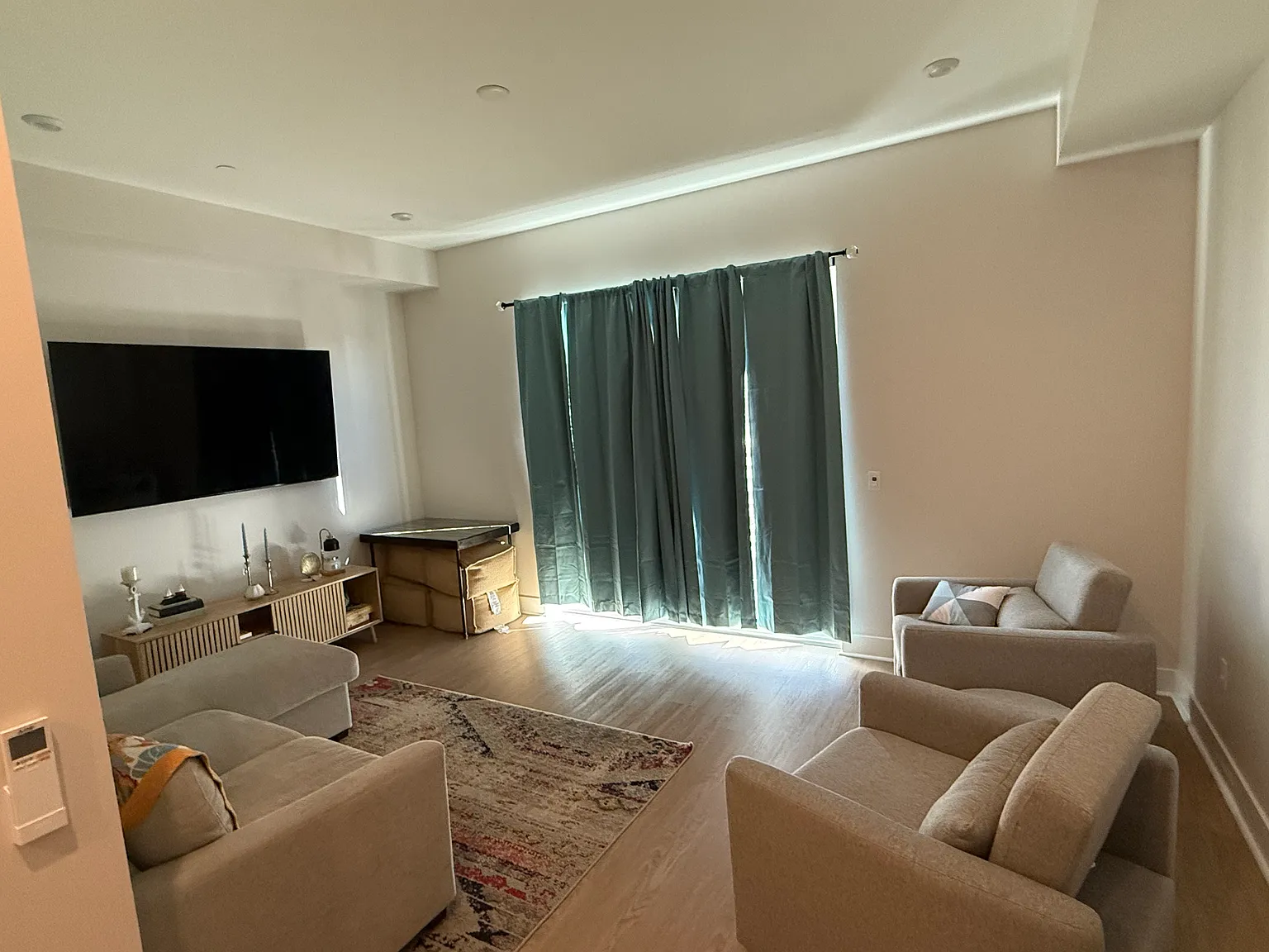 1 bed, 600 sqft, $3,000 — Photo 4