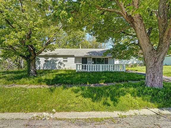 3rd image of 4423 Faraday Ct