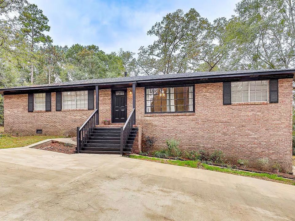 1st image of 114 Bell Pl