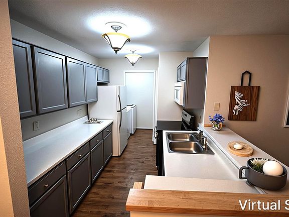 5th image of 10705 Braes Bend Dr