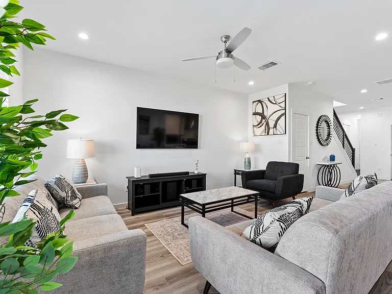 2921 Needham Garden Ln — Photo 14