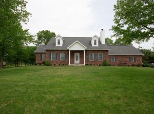 2918 Trapper Trl, Wentzville, MO 63385