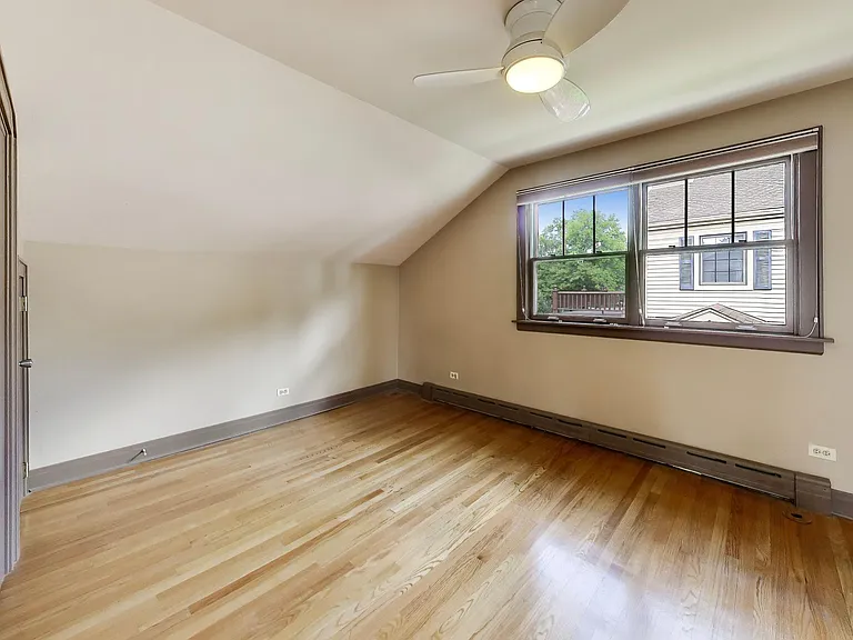 405 N Washington Ave — Photo 23