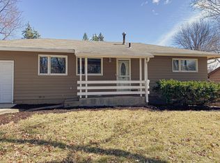 1936 Morningside Dr, Lincoln, NE 68506