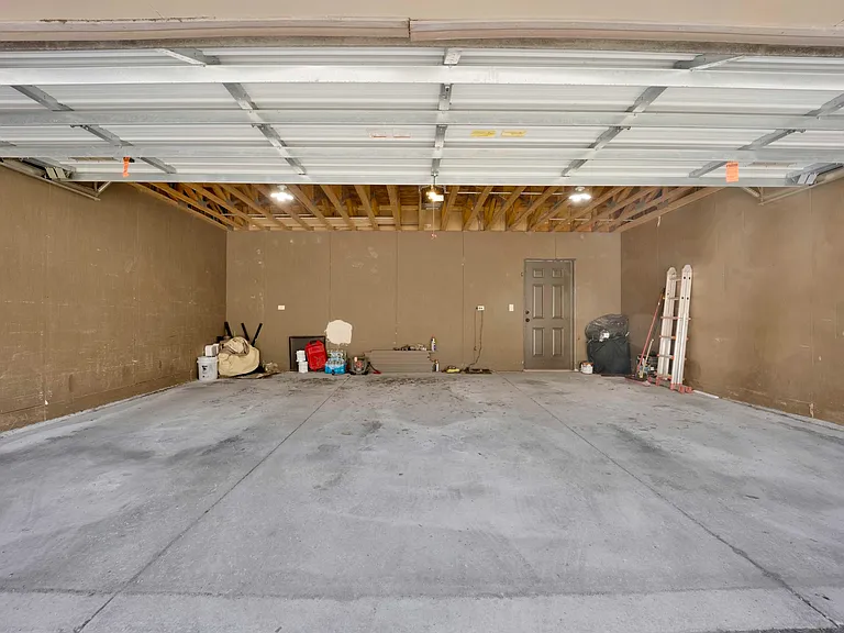 1520 W Diversey Pkwy #3 — Photo 35