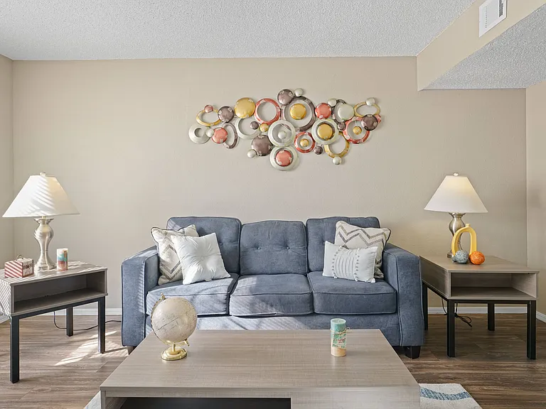 Diamond Crest Townhomes — Photo 9