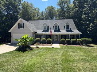 21 Hunters Mill Ln, Evington, VA 24550