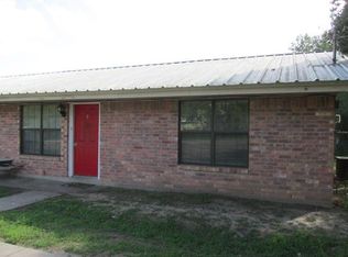 439 N Treptow St #G, Beeville, TX 78102