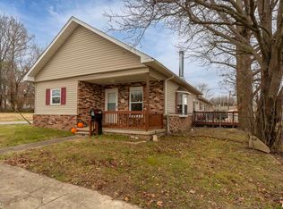501 S Binkley St, West Frankfort, IL 62896