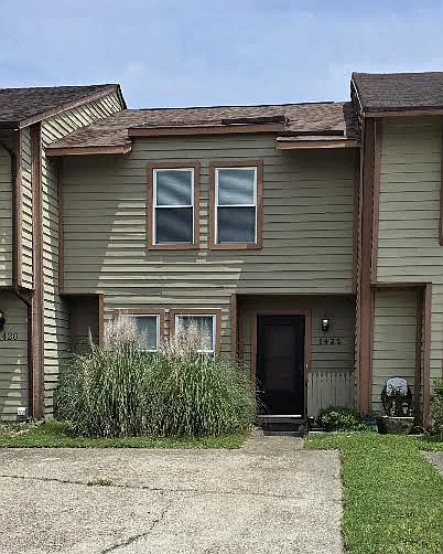 2 bed, 1.5 bath, 1178 sqft, $1,850 — Photo 1