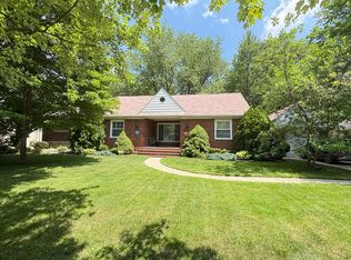 19061 Collinson Ave, Eastpointe, MI 48021