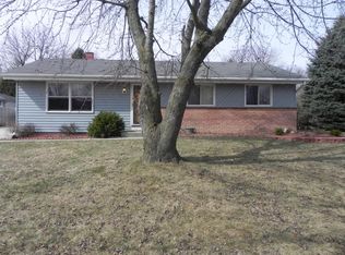 101 Judge Dr, Saukville, WI 53080