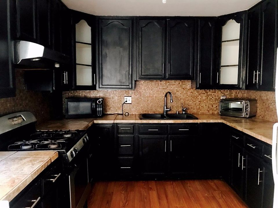 2nd image of 1304 Doray Ct
